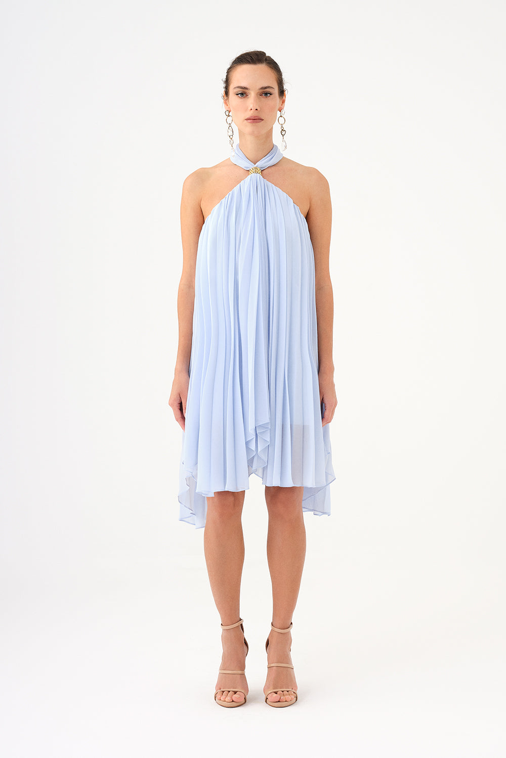 Halter Yaka Broş Detaylı Piliseli Mini Abiye Elbise - 9127C - Açık Bebe Mavi
