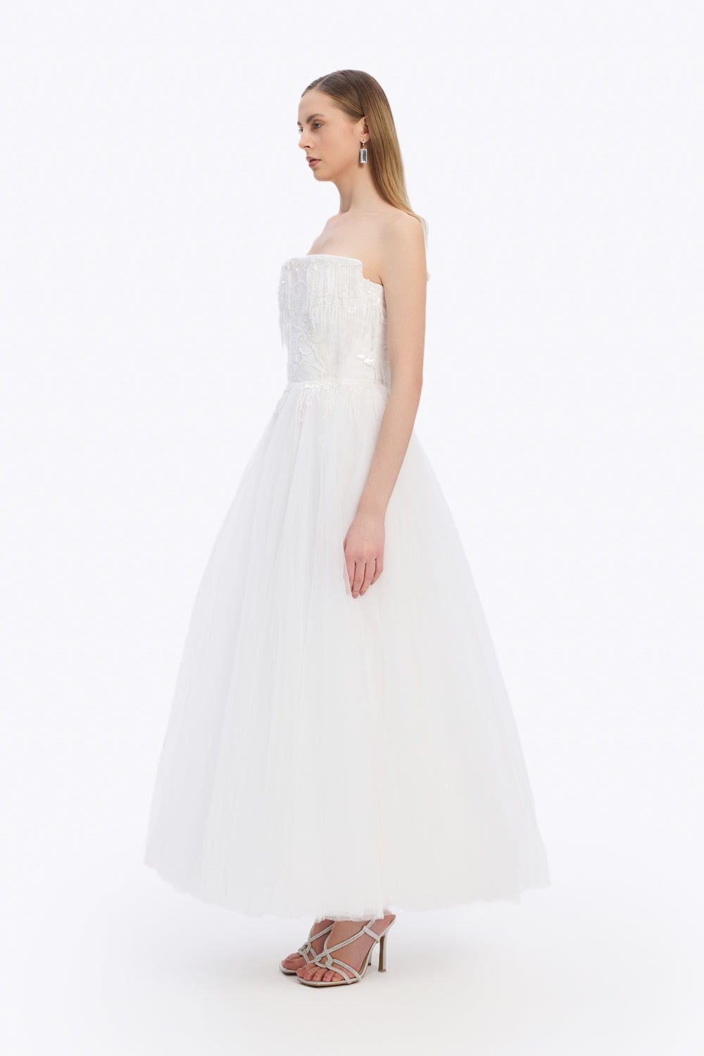 فستان سهرة طويل بدون كتفين ومطرز بالحجارة - 5131C