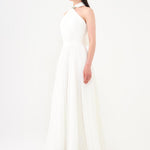 Broş Detaylı Halter Yaka Piliseli Uzun Abiye Elbise - 9097C - Kırık Beyaz