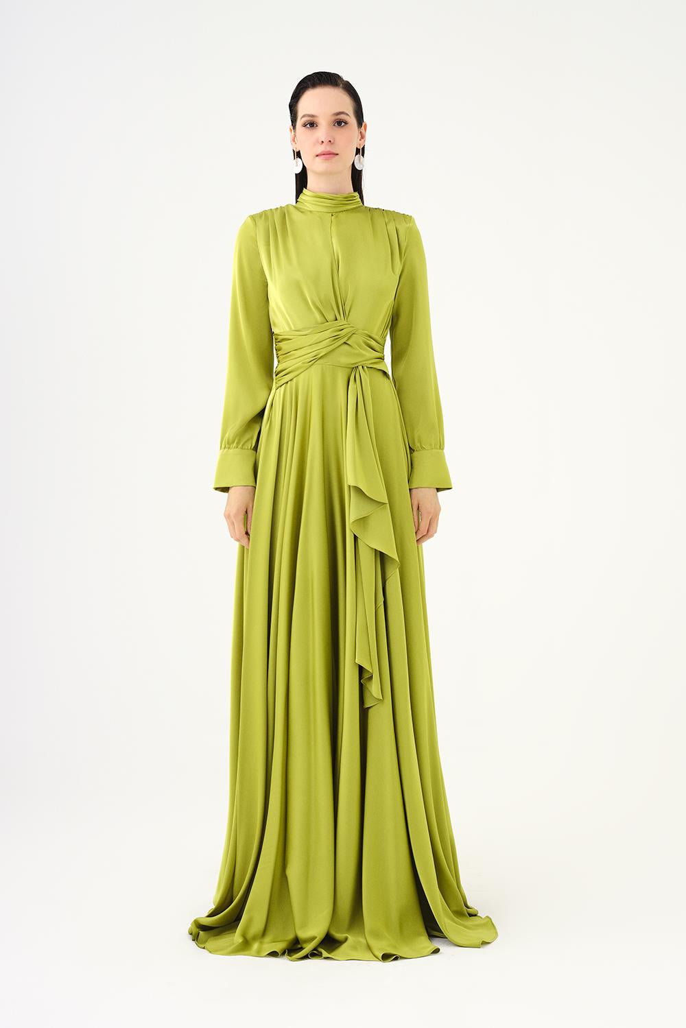 Drape Detaylı Dik Yaka Saten Uzun Abiye Elbise - 9072C - YAĞ YEŞİLİ
