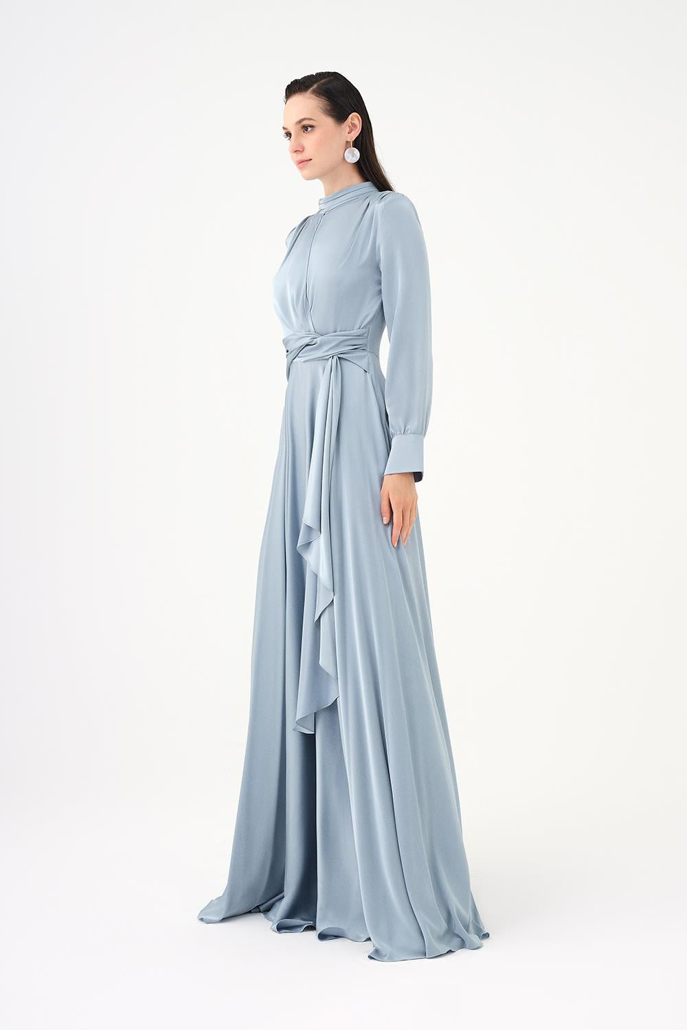 Drape Detaylı Dik Yaka Saten Uzun Abiye Elbise - 9072C - Gri-Mint