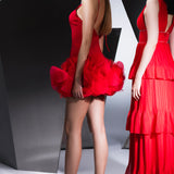 فستان سهرة قصير من الساتان بخط العنق وحمالات وتفاصيل زهور - 9241C