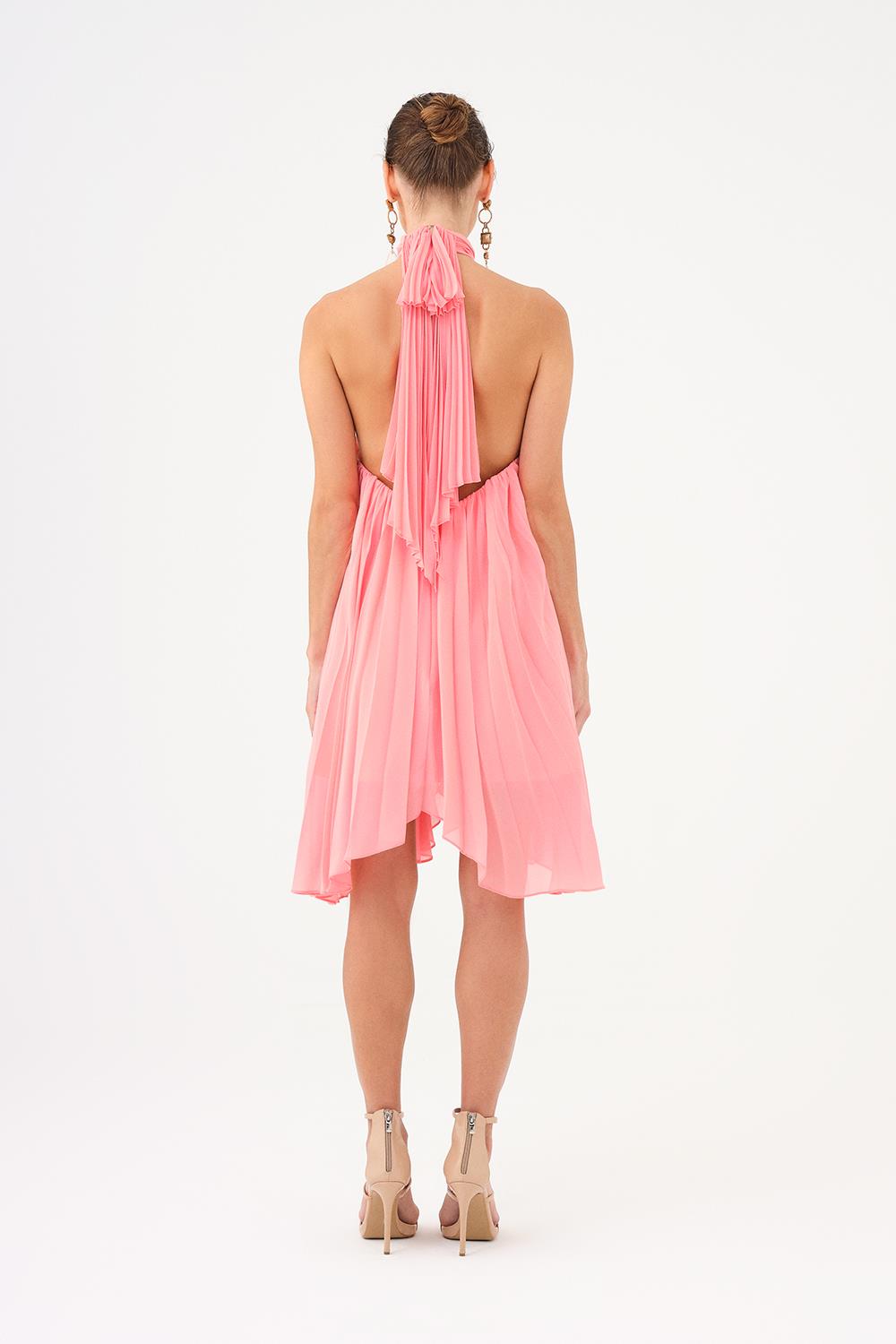 Halter Yaka Broş Detaylı Piliseli Mini Abiye Elbise PEMBE