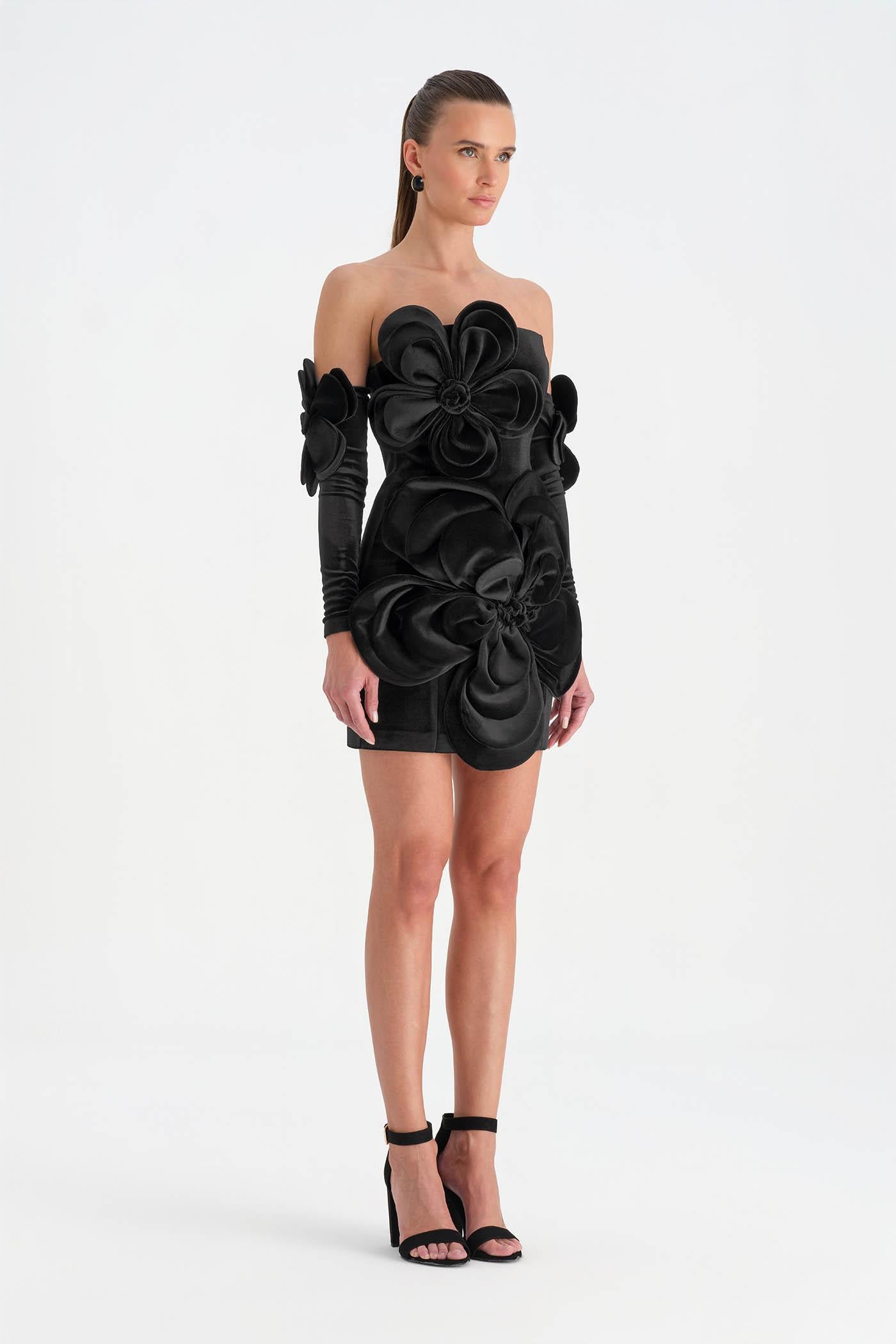 Çiçek Detaylı Kadife Mini Abiye Elbise - 26017C - SİYAH