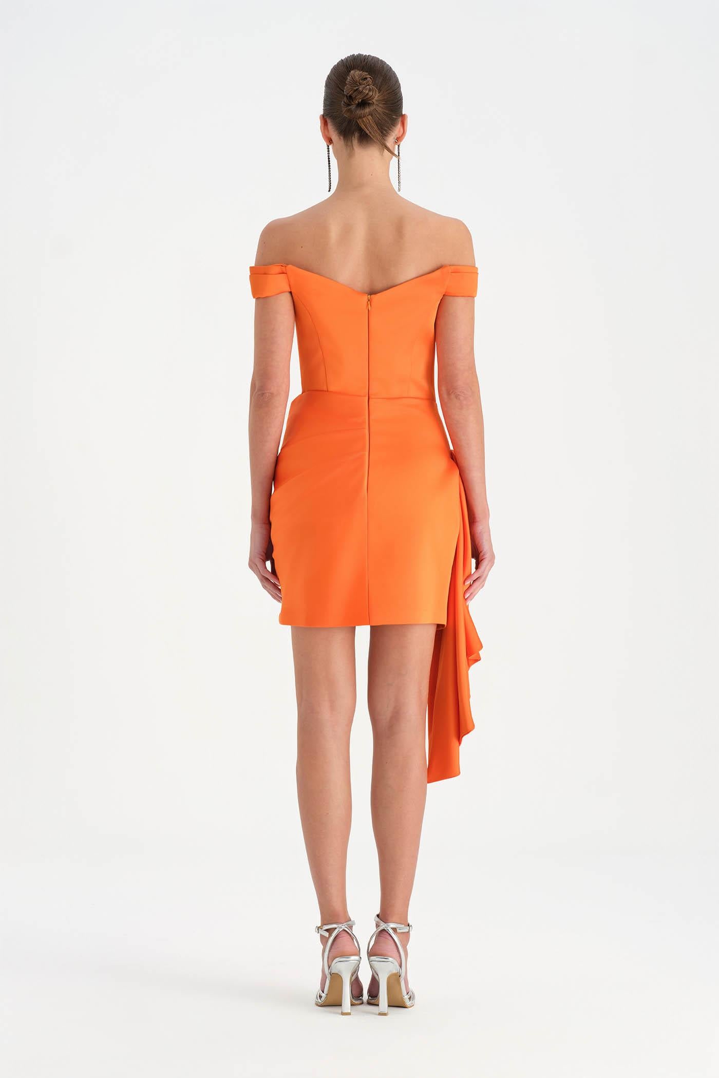 Düşük Omuzlu Drapeli Abiye Elbise - 26018C