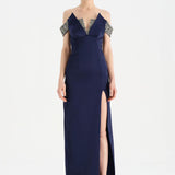 Düşük Omuzlu Yırtmaçlı Taş İşlemeli Abiye Elbise - 26063C