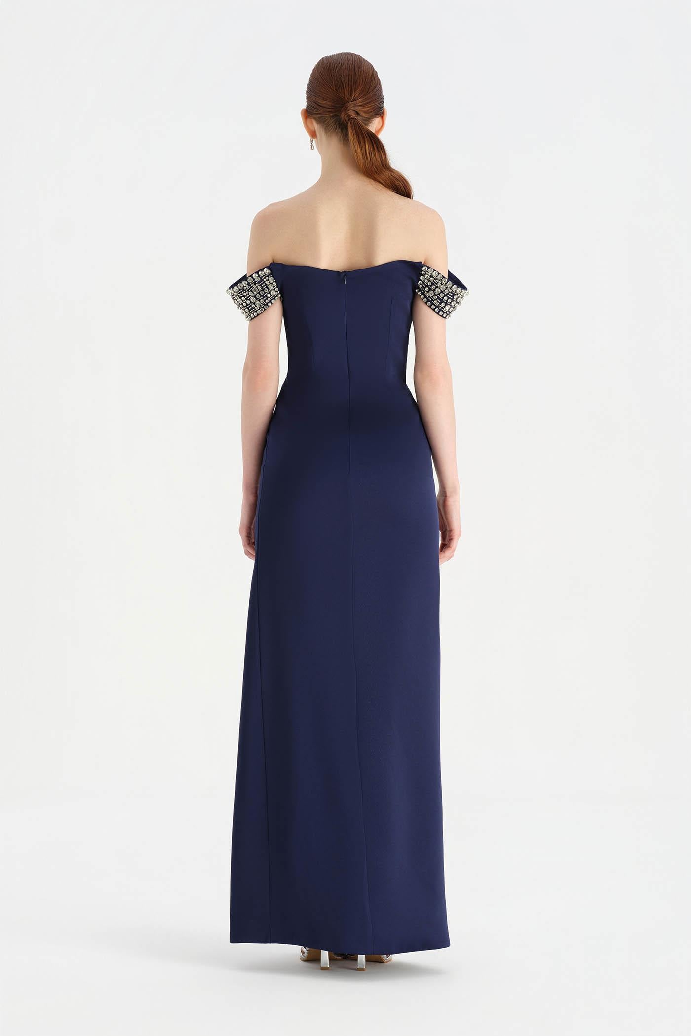 Düşük Omuzlu Yırtmaçlı Taş İşlemeli Abiye Elbise - 26063C