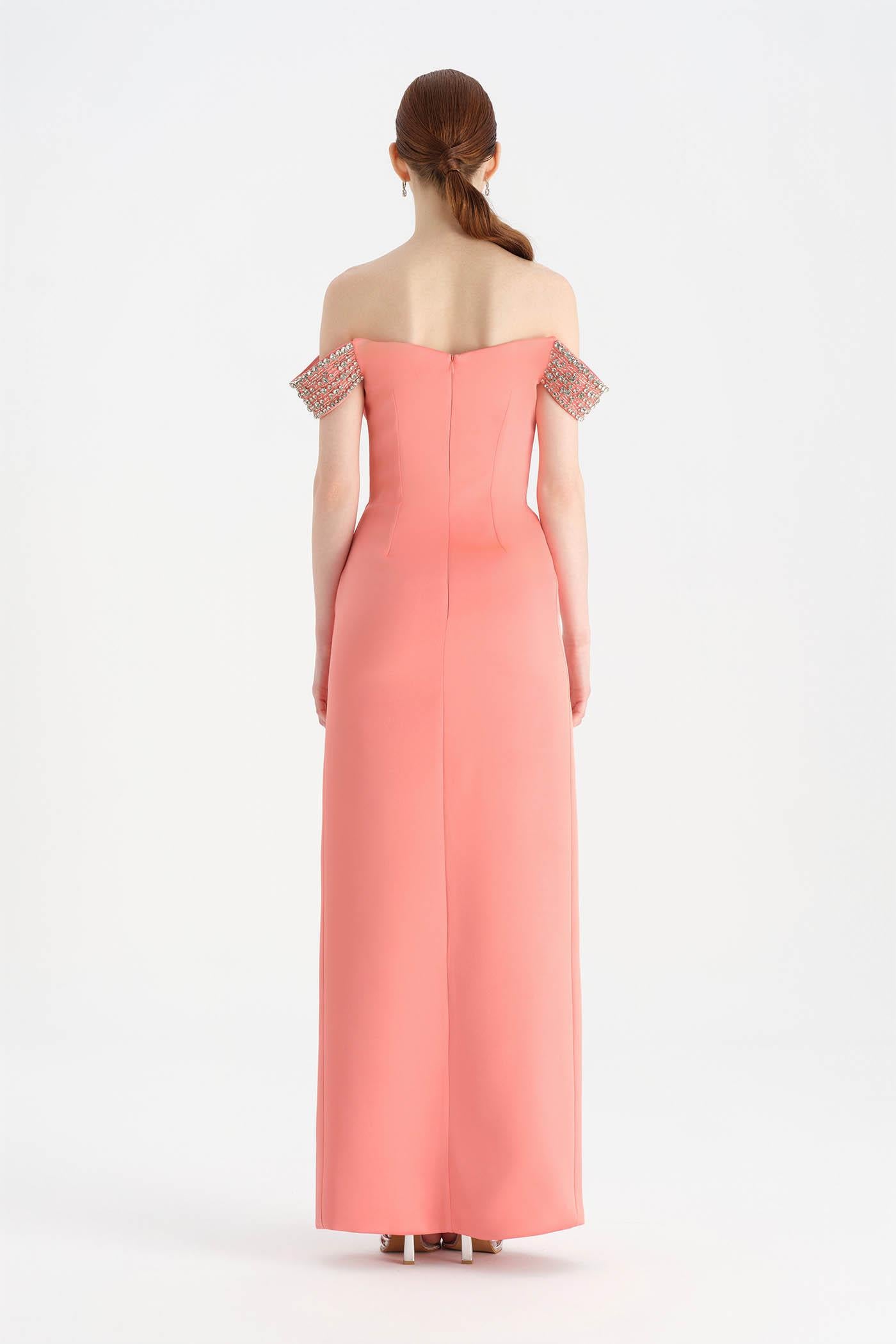 Düşük Omuzlu Yırtmaçlı Taş İşlemeli Abiye Elbise - 26063C