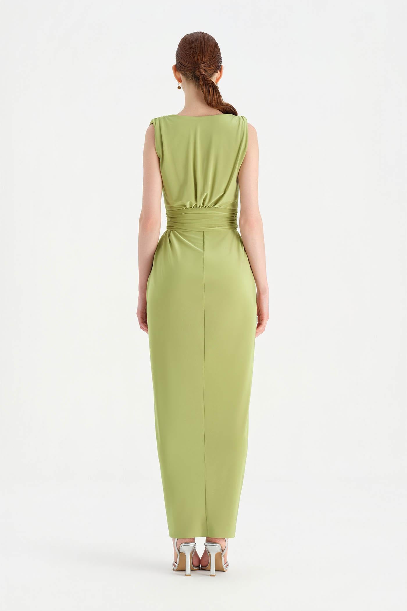 Anvelop Kesim Broş Detaylı Abiye Elbise - 26157C