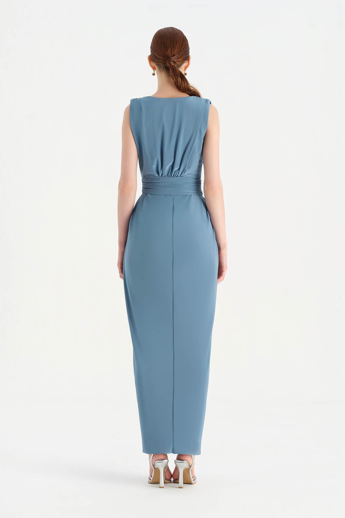 Anvelop Kesim Broş Detaylı Abiye Elbise - 26157C