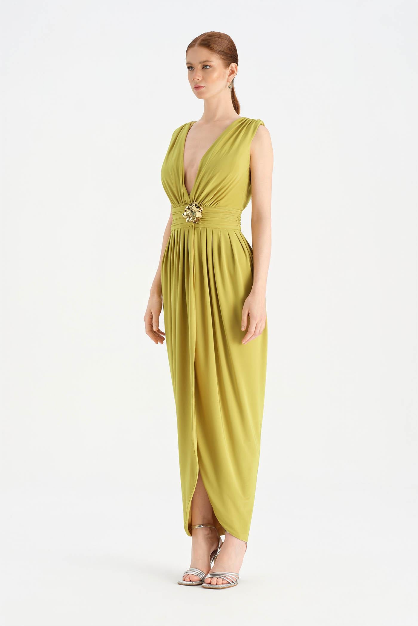 Anvelop Kesim Broş Detaylı Abiye Elbise - 26157C