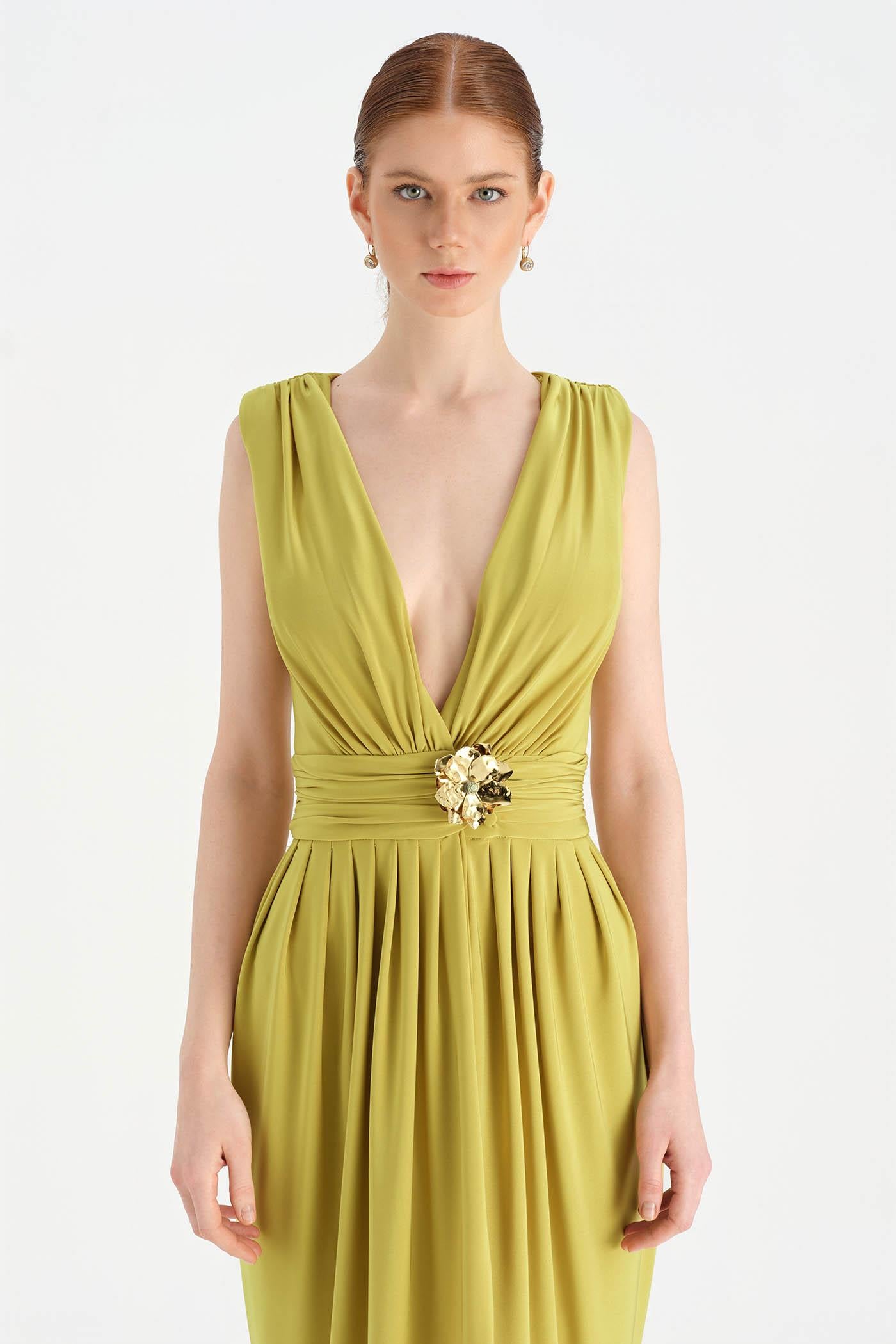 Anvelop Kesim Broş Detaylı Abiye Elbise - 26157C