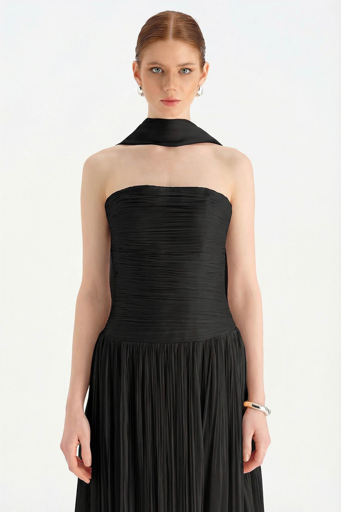 Piliseli Yırtmaçlı Boyundan Şallı Abiye Elbise - 26188C