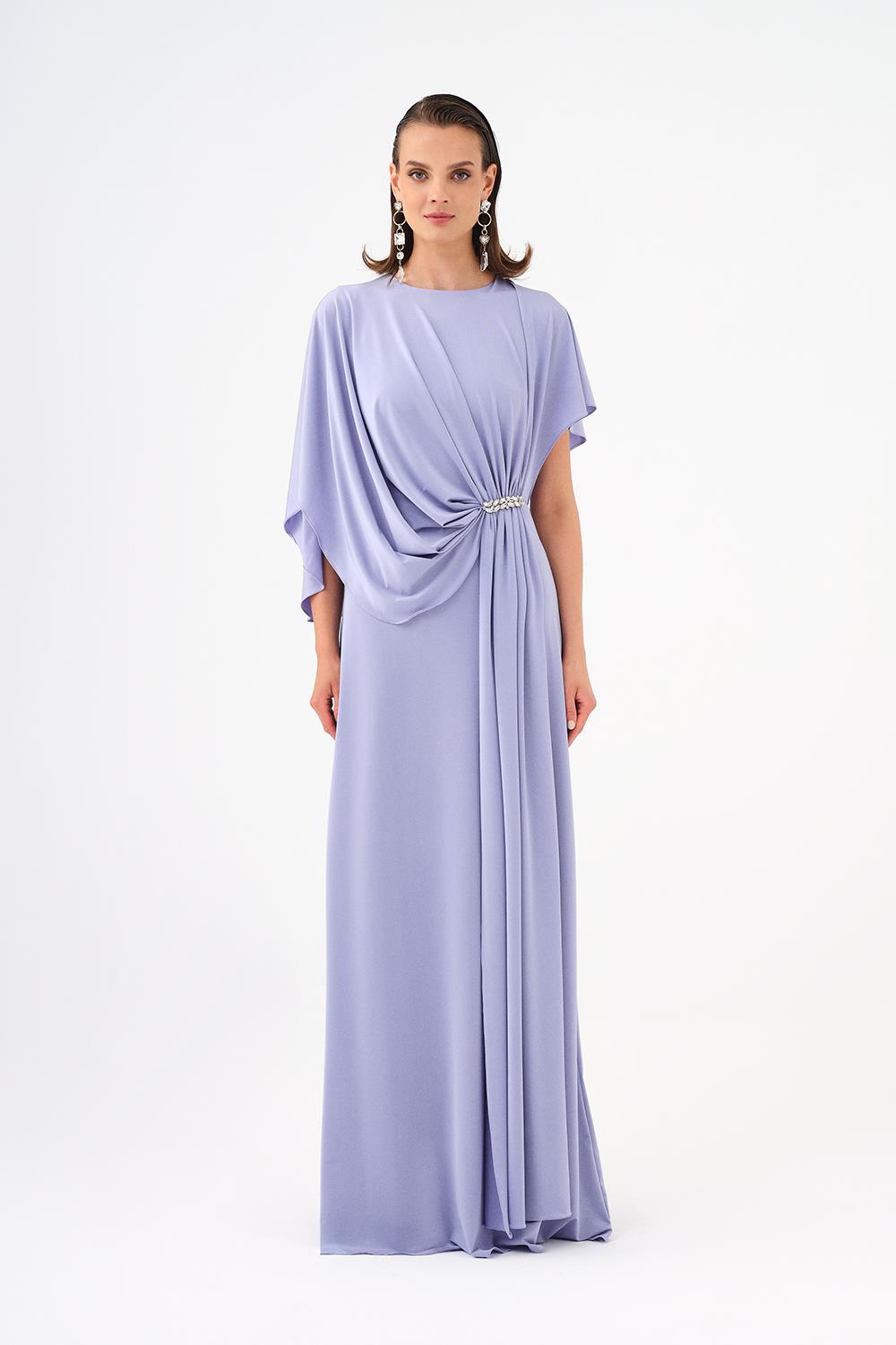 Taş İşleme Detaylı Yarım Kol Drapeli Uzun Abiye Elbise - Gri-Lavanta