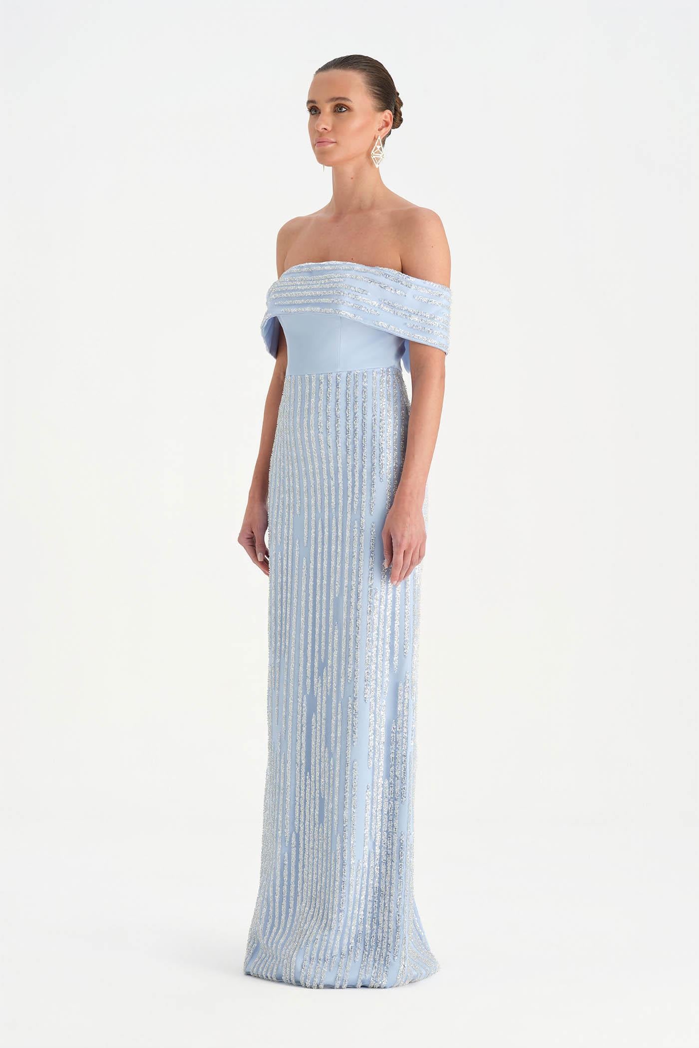 Taş İşlemeli Düşük Omuzlu Straplez Abiye Elbise - 26055C