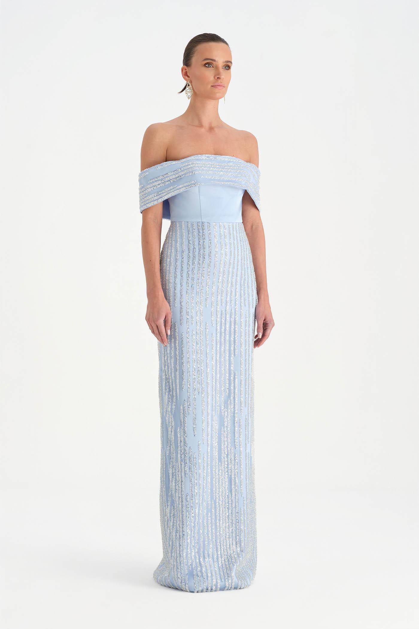 Taş İşlemeli Düşük Omuzlu Straplez Abiye Elbise - 26055C