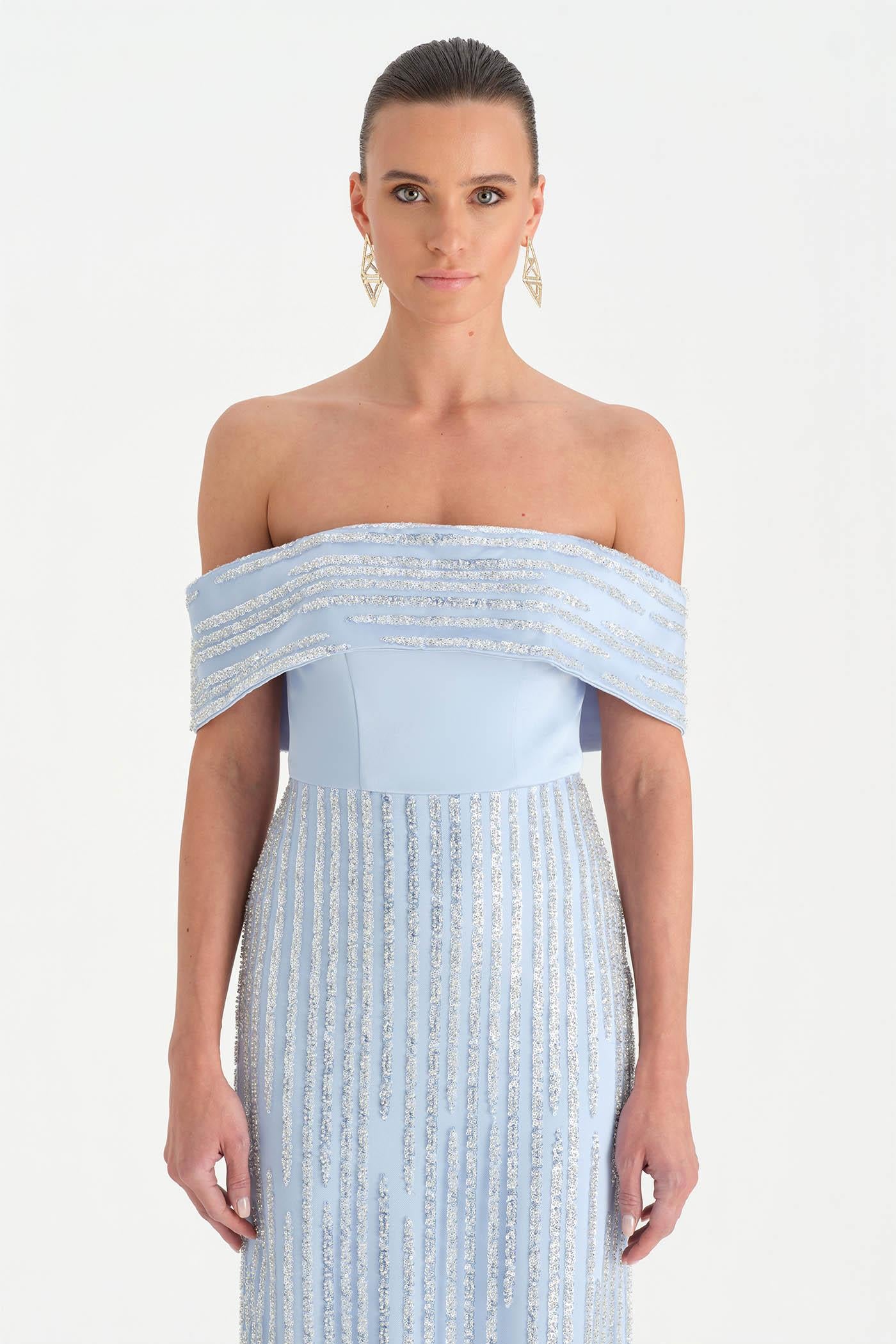 Taş İşlemeli Düşük Omuzlu Straplez Abiye Elbise - 26055C