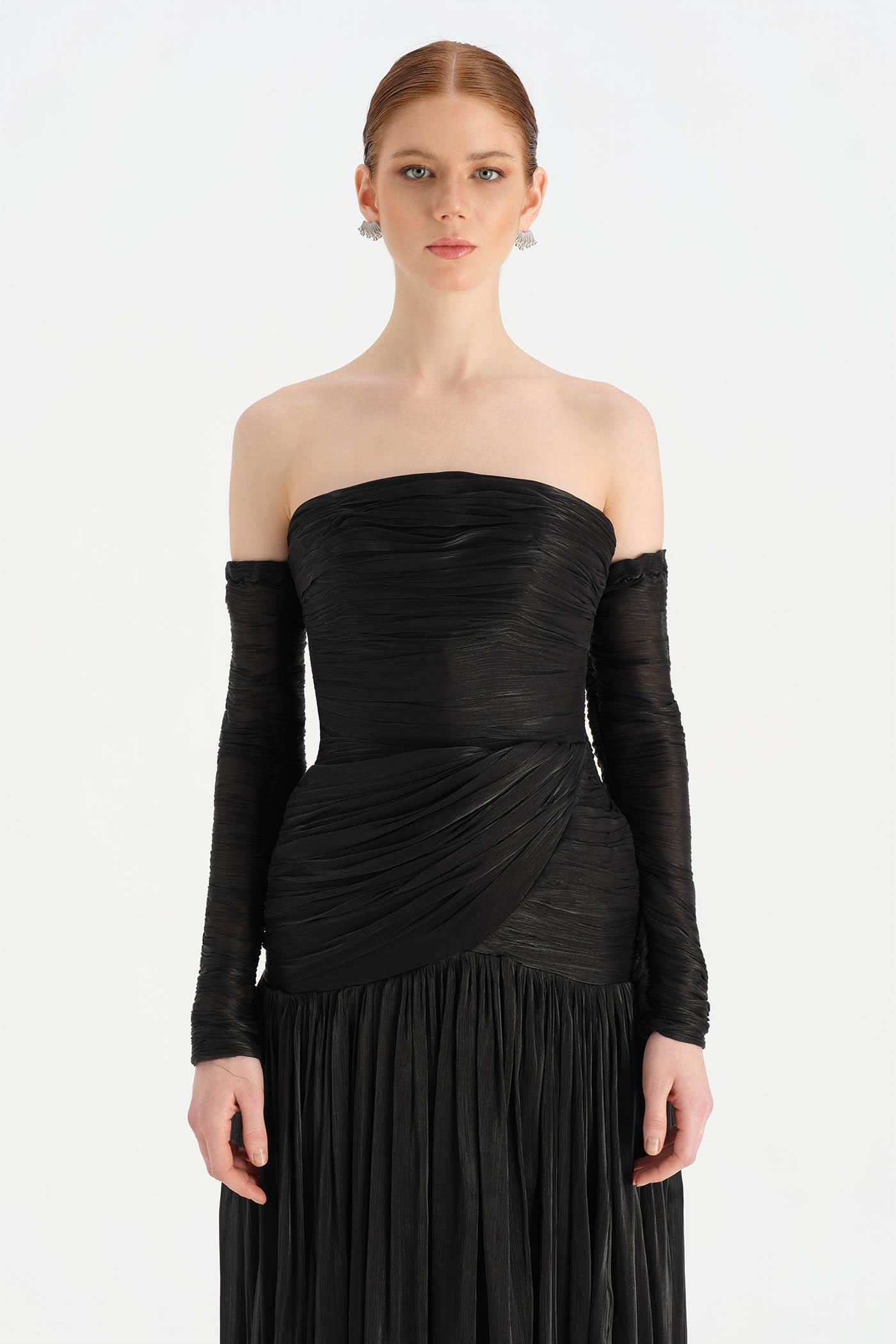 Uzun Kol Starplez Yaka Detaylı Pilise Abiye Elbise - 26091C - SİYAH