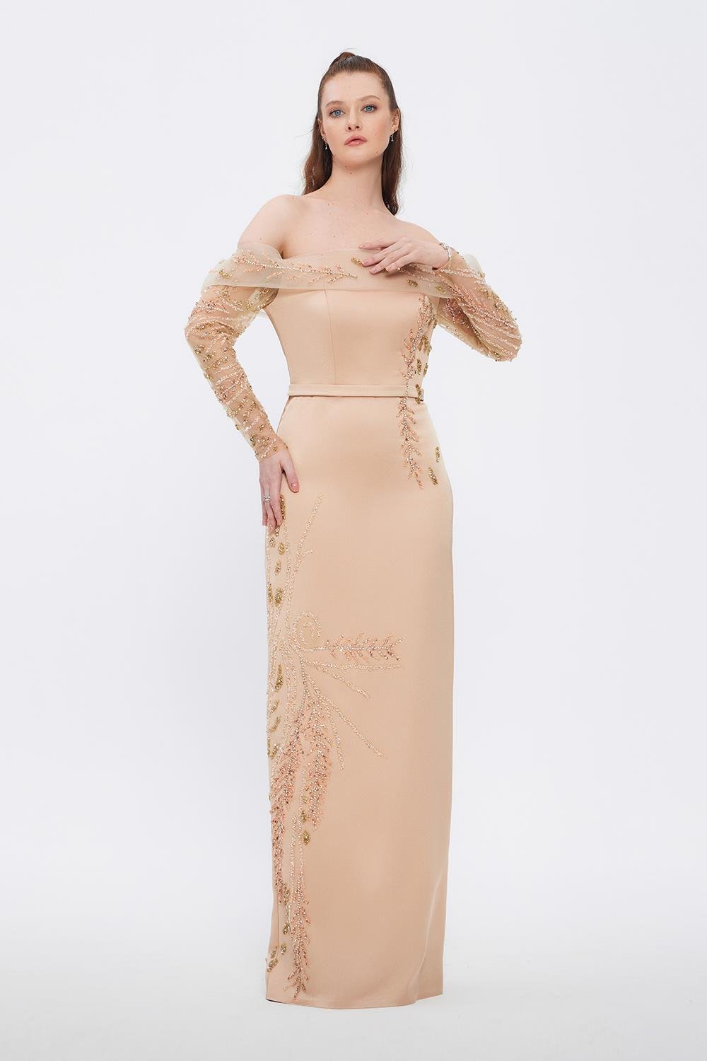 İşleme Detaylı Straplez Yaka Uzun Abiye Elbise GOLD