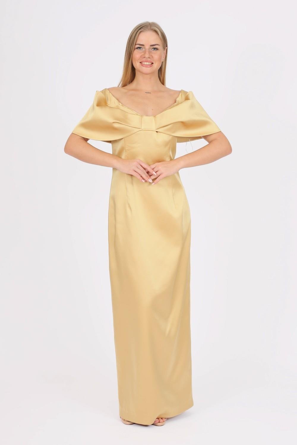 Kayık Yaka Kurdele Detaylı Uzun Abiye Elbise - GOLD